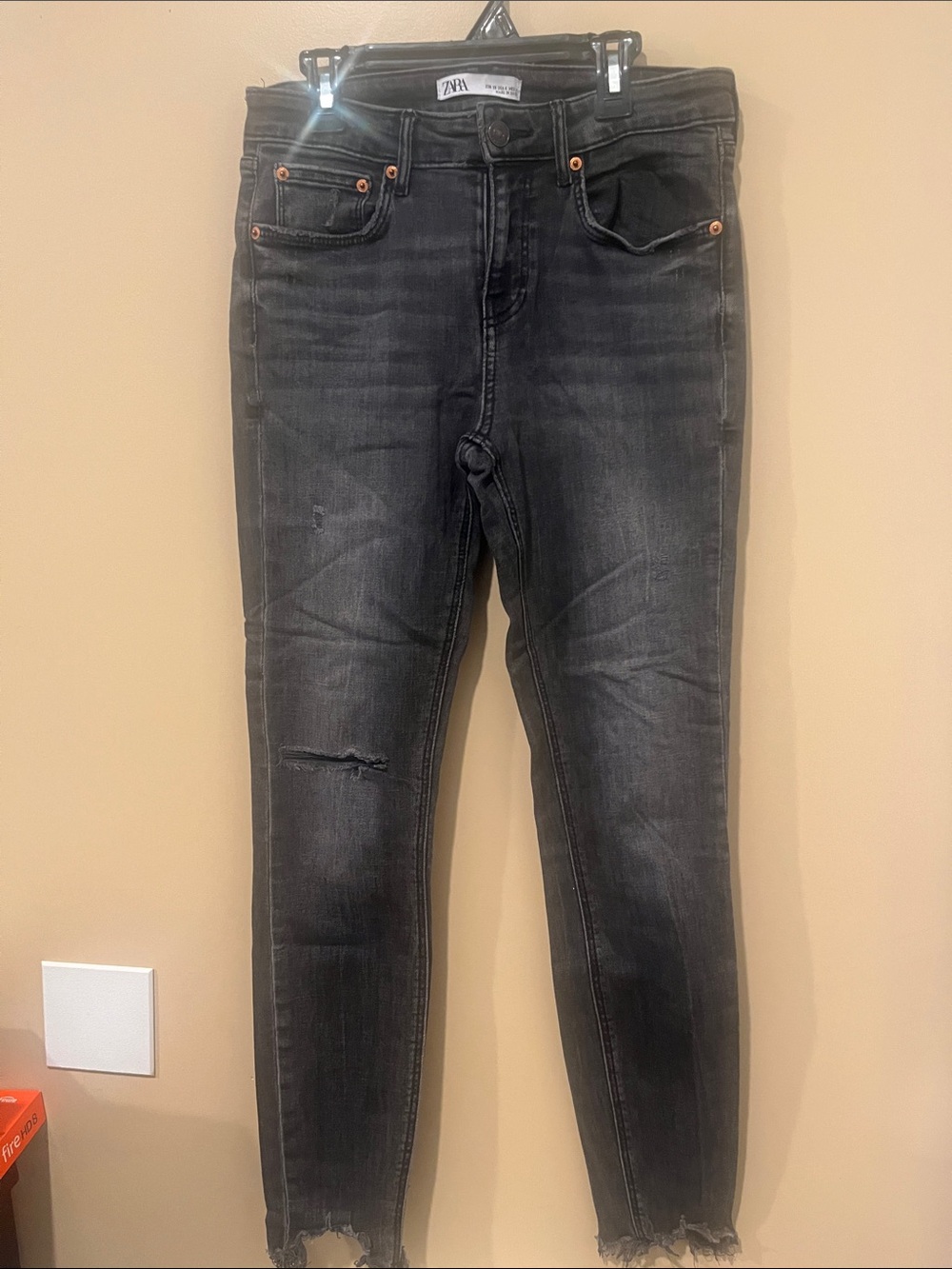 Zara Black Gray Washed Skinny Jeans with Distressed Knees